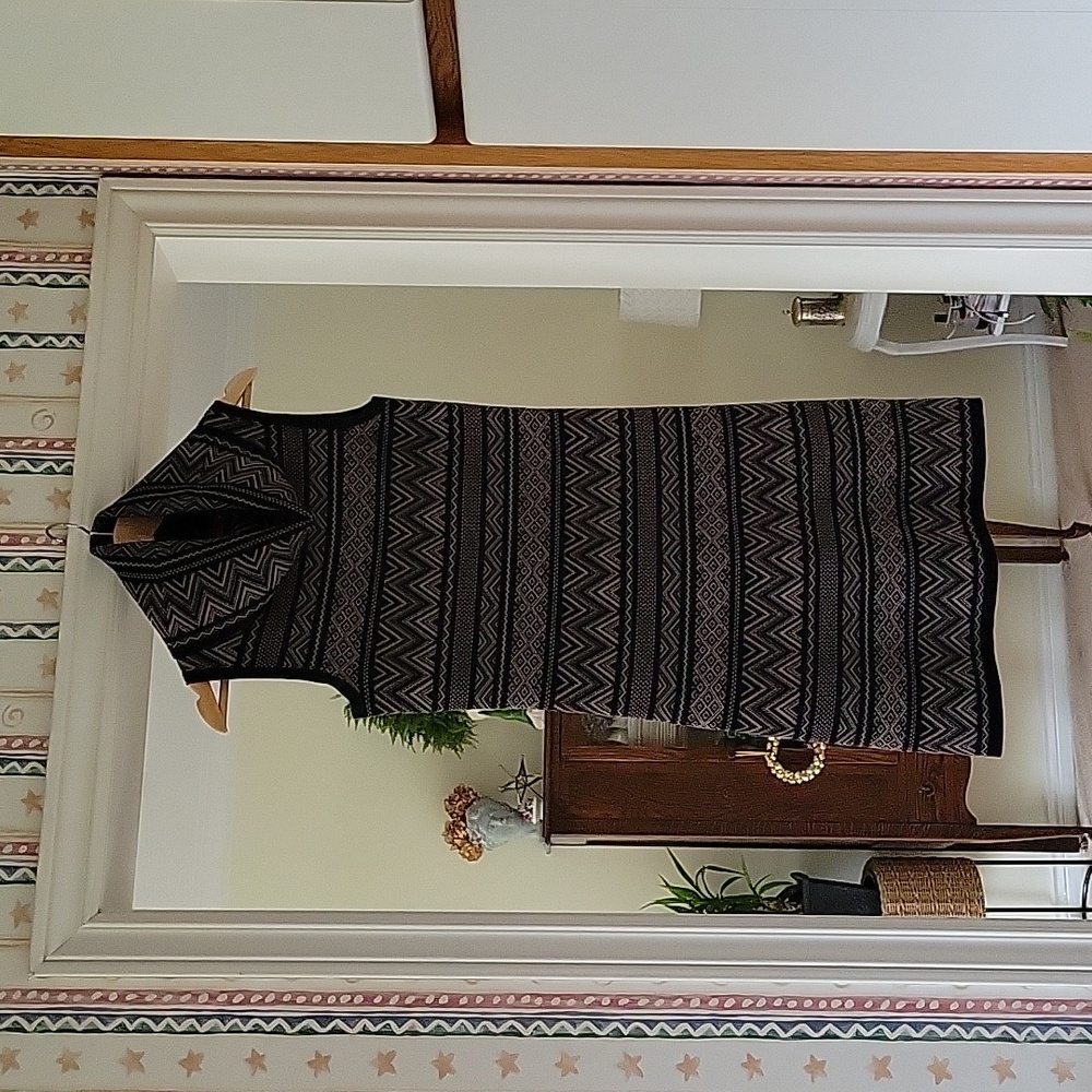 Krimson Klover Black and Gray Patterned Mini Dress